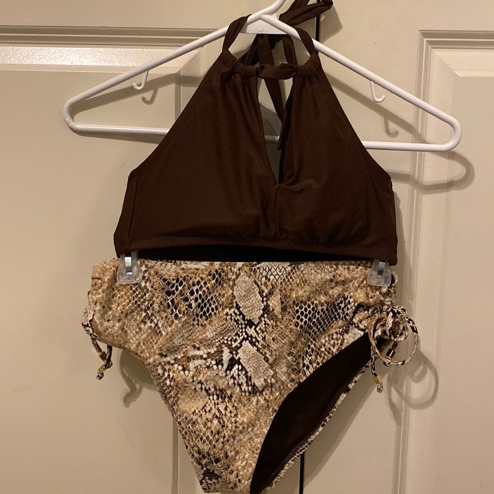 Women’s S Time & Tru Bathing suit set (top and bottoms)